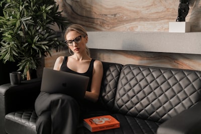 Five Ecommerce Distribution Options for a New Brand